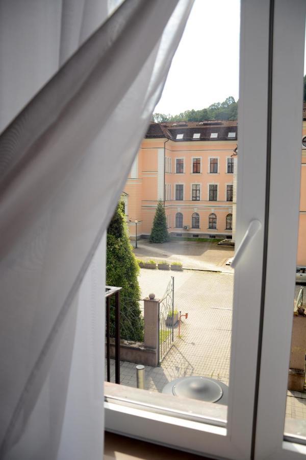 Premium Apartment Near Banska Bystrica Square With Two Big Bedrooms المظهر الخارجي الصورة